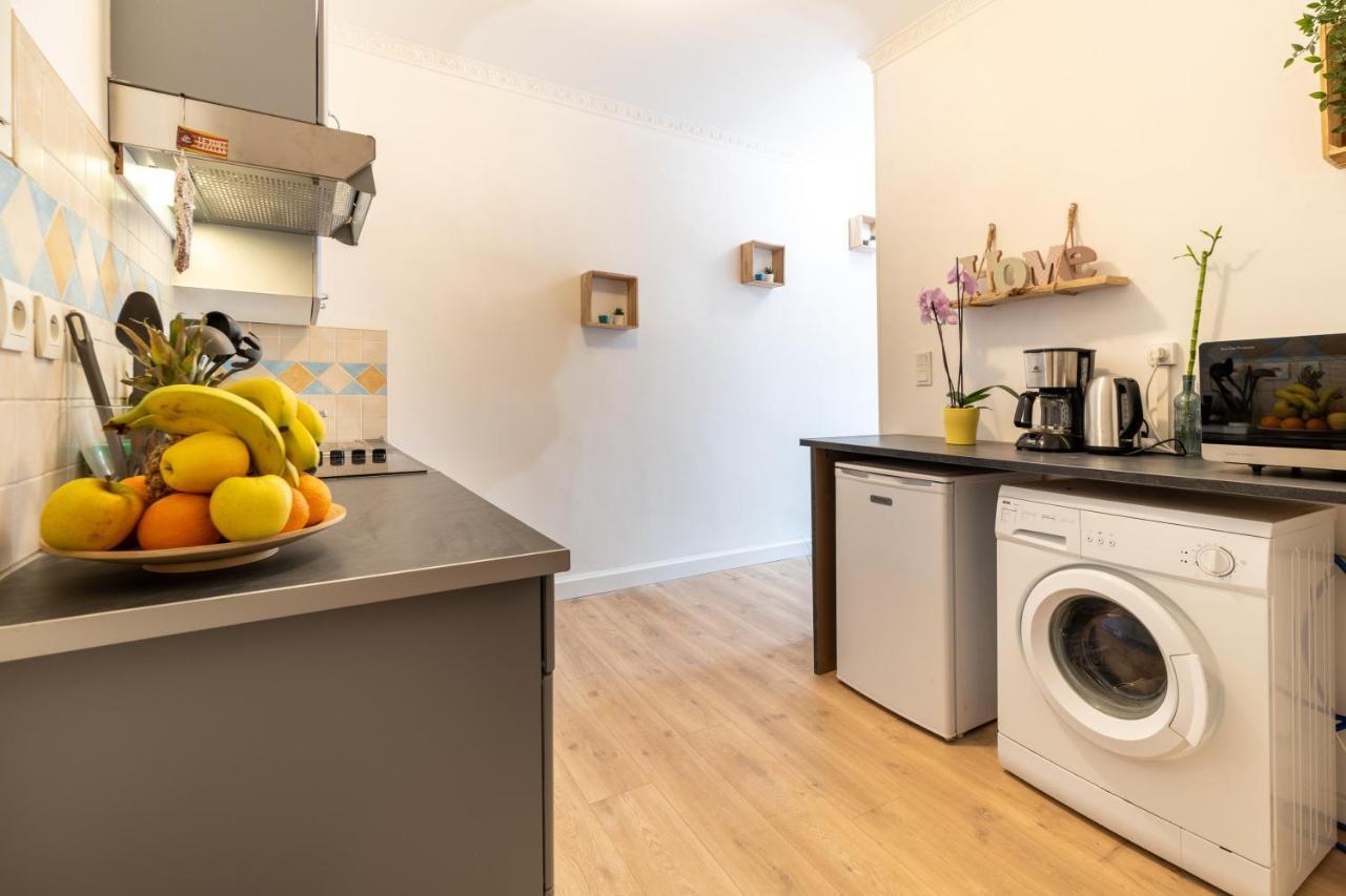 Air-Conditioned Flat With Terrace - Private & Independent - 루르드 외부 사진