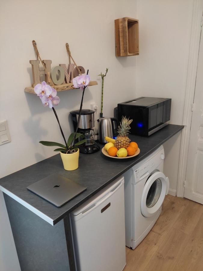 Air-Conditioned Flat With Terrace - Private & Independent - 루르드 외부 사진